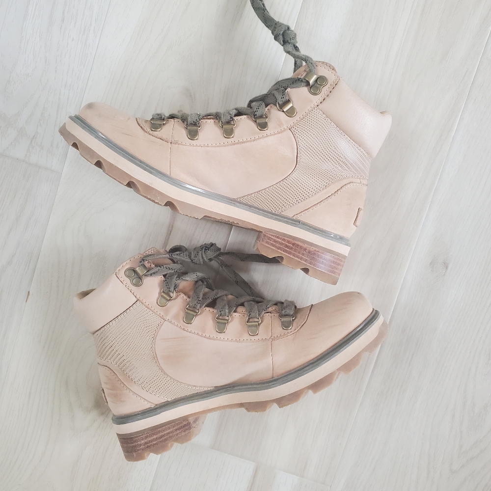 Sorel Lennox Hiking Boot